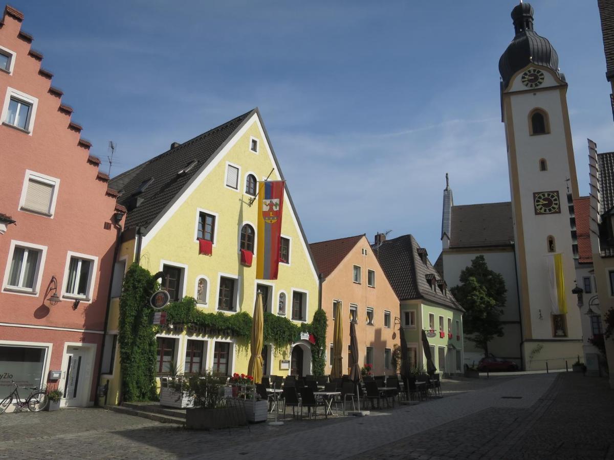 Boardinghouse Marktplatz シュヴァンドルフ・イン・バイエルン エクステリア 写真